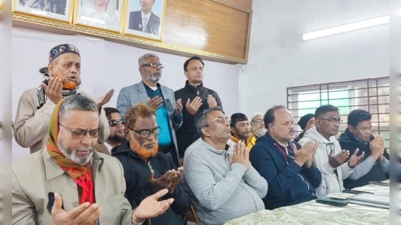 বেগম খালেদা জিয়ার মৃত্যুতে চাঁদপুর জেলা বিএনপির শোক বইতে স্বাক্ষরসহ নানা কর্মসূচি