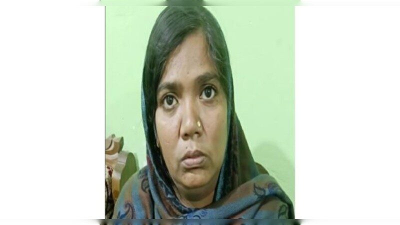 মতলব উত্তরে ইয়াবাসহ নারী মাদক কারবারি আটক