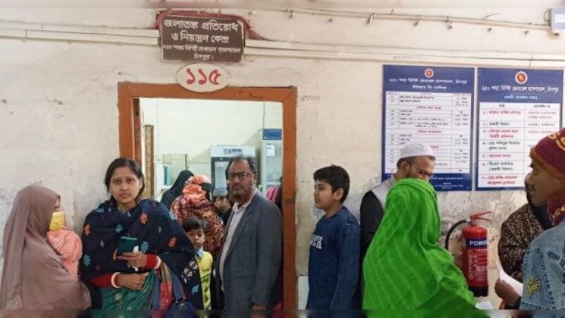 চাঁদপুর সরকারি হাসপাতালে আবারও জলাতঙ্ক ভ্যাকসিন সংকট, ভোগান্তিতে রোগীরা