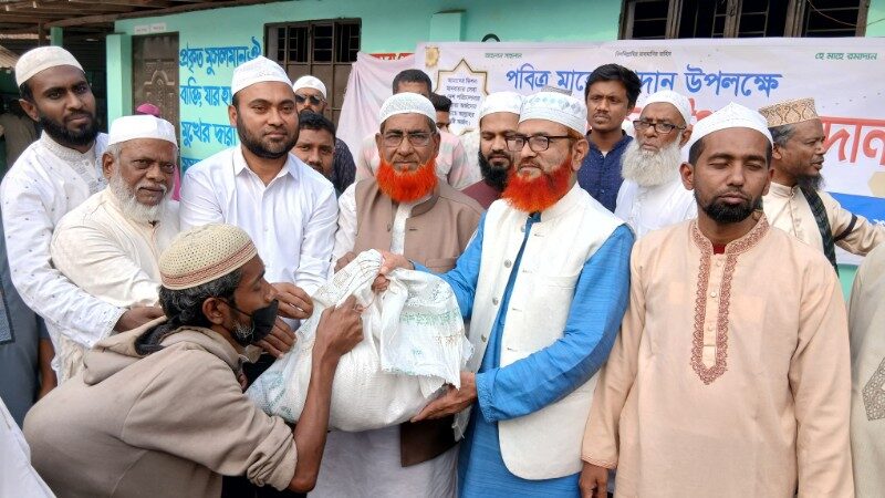 চাঁদপুরে দুই হাজার পরিবারের মাঝে জামায়াতে ইসলামীর রমজানের ফুড প্যাকেজ বিতরণ